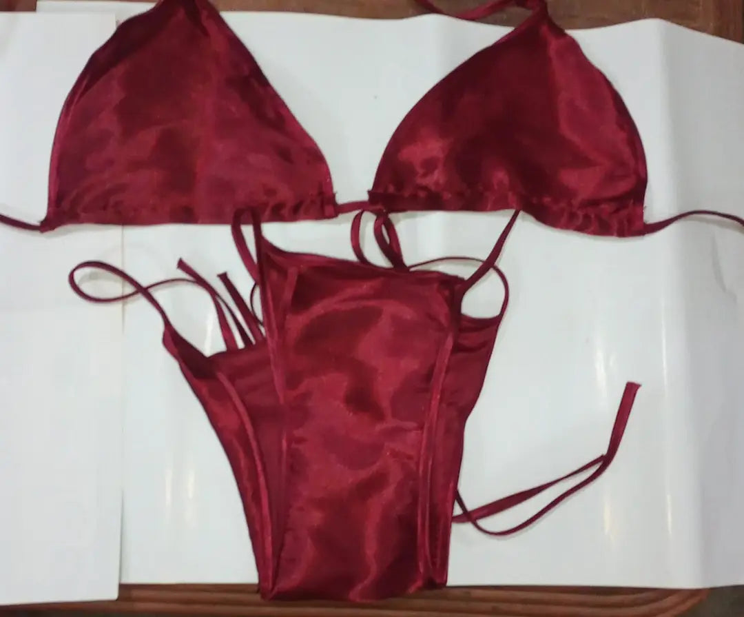 Silk Plain Comfortable And Lightweight Bikini Set / Swimwear For Girls / Bra & Panty