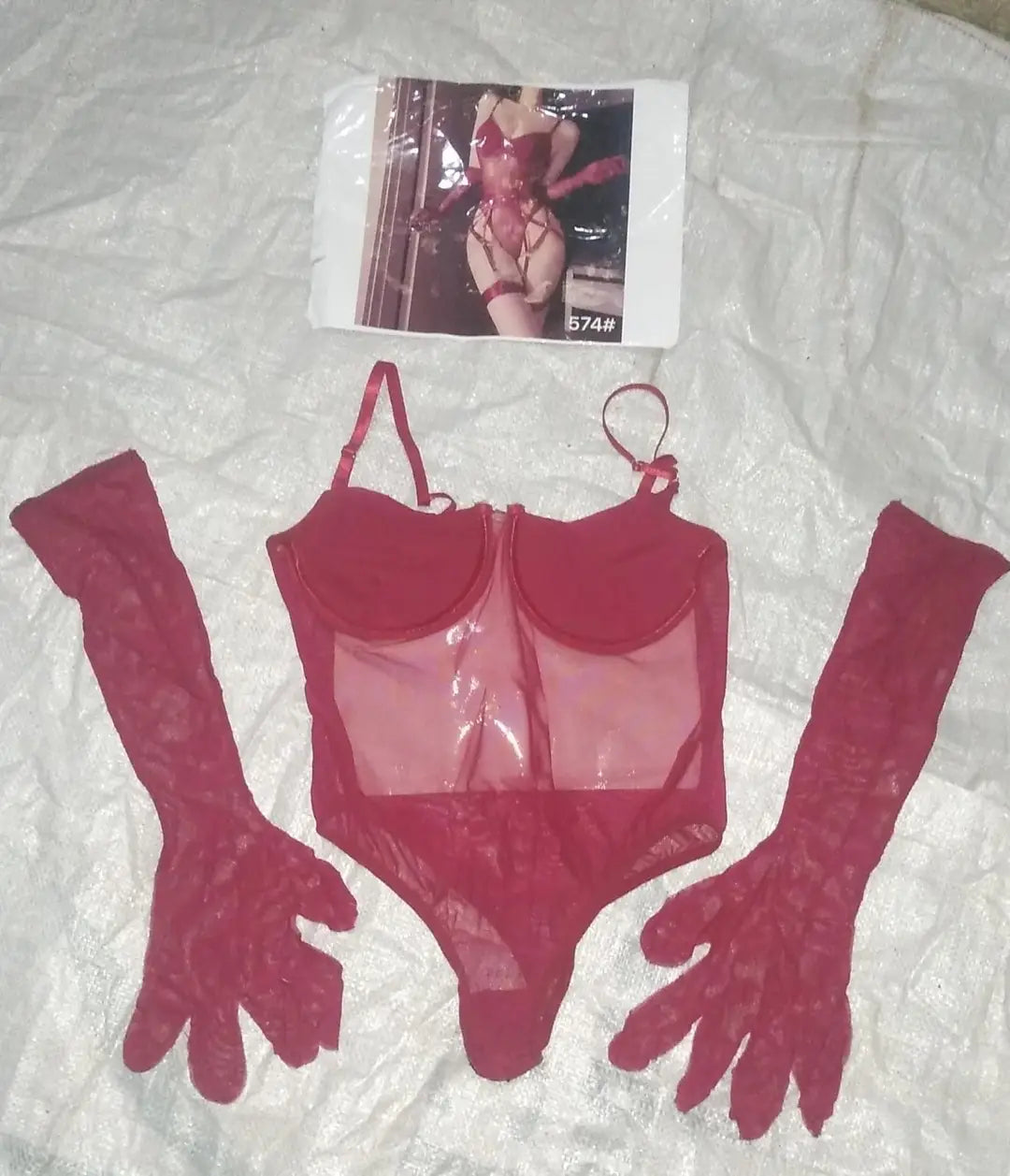 Net Plain Comfortable And Lightweight Lingerie Set with Golves & Garter Belt / BodySuit For Sleepwear